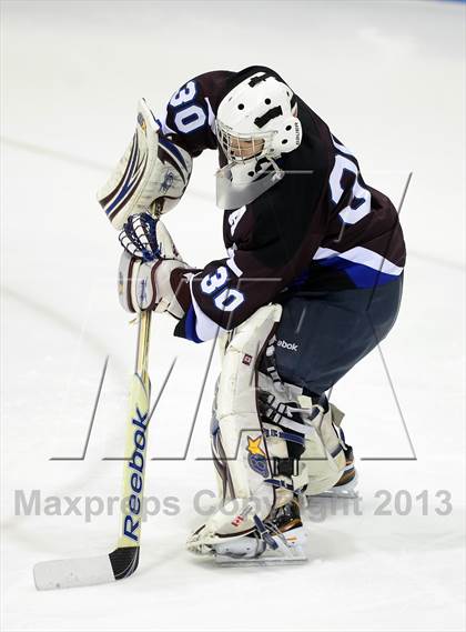 Thumbnail 3 in Brookfield/Bethel/Danbury vs. East Catholic (CIAC Division II Semifinal) photogallery.