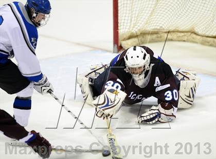 Thumbnail 2 in Brookfield/Bethel/Danbury vs. East Catholic (CIAC Division II Semifinal) photogallery.