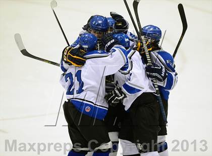 Thumbnail 1 in Brookfield/Bethel/Danbury vs. East Catholic (CIAC Division II Semifinal) photogallery.