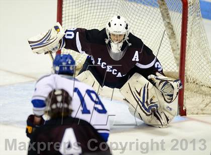 Thumbnail 2 in Brookfield/Bethel/Danbury vs. East Catholic (CIAC Division II Semifinal) photogallery.
