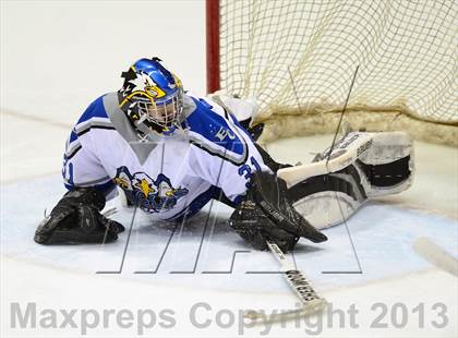 Thumbnail 1 in Brookfield/Bethel/Danbury vs. East Catholic (CIAC Division II Semifinal) photogallery.