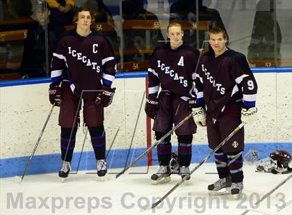Thumbnail 2 in Brookfield/Bethel/Danbury vs. East Catholic (CIAC Division II Semifinal) photogallery.