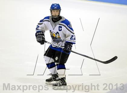 Thumbnail 3 in Brookfield/Bethel/Danbury vs. East Catholic (CIAC Division II Semifinal) photogallery.
