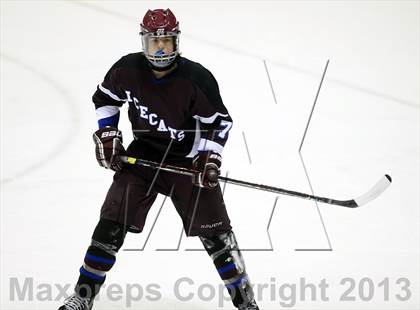 Thumbnail 3 in Brookfield/Bethel/Danbury vs. East Catholic (CIAC Division II Semifinal) photogallery.