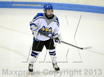 Thumbnail 3 in Brookfield/Bethel/Danbury vs. East Catholic (CIAC Division II Semifinal) photogallery.