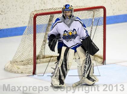 Thumbnail 1 in Brookfield/Bethel/Danbury vs. East Catholic (CIAC Division II Semifinal) photogallery.