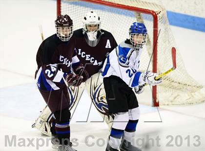 Thumbnail 1 in Brookfield/Bethel/Danbury vs. East Catholic (CIAC Division II Semifinal) photogallery.
