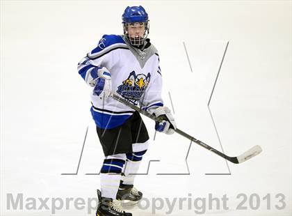 Thumbnail 2 in Brookfield/Bethel/Danbury vs. East Catholic (CIAC Division II Semifinal) photogallery.