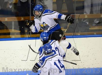 Thumbnail 2 in Brookfield/Bethel/Danbury vs. East Catholic (CIAC Division II Semifinal) photogallery.