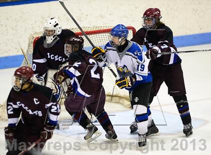 Thumbnail 3 in Brookfield/Bethel/Danbury vs. East Catholic (CIAC Division II Semifinal) photogallery.