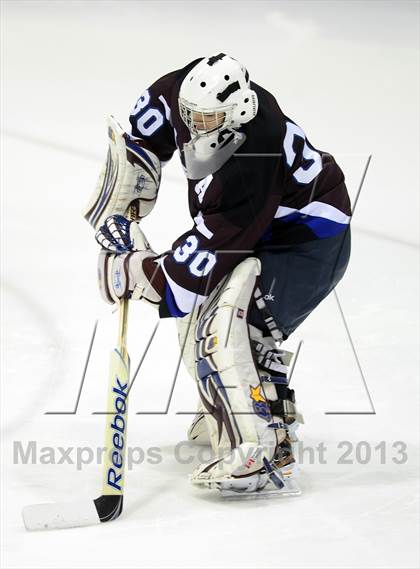 Thumbnail 2 in Brookfield/Bethel/Danbury vs. East Catholic (CIAC Division II Semifinal) photogallery.
