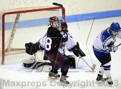 Thumbnail 2 in Brookfield/Bethel/Danbury vs. East Catholic (CIAC Division II Semifinal) photogallery.