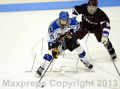 Thumbnail 1 in Brookfield/Bethel/Danbury vs. East Catholic (CIAC Division II Semifinal) photogallery.