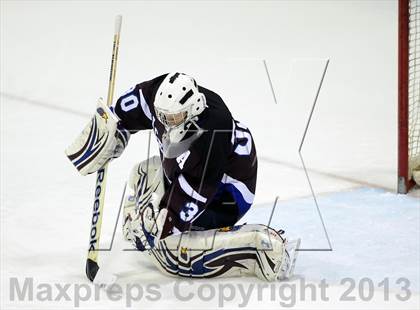 Thumbnail 2 in Brookfield/Bethel/Danbury vs. East Catholic (CIAC Division II Semifinal) photogallery.