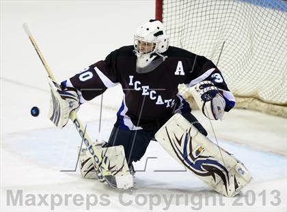 Thumbnail 3 in Brookfield/Bethel/Danbury vs. East Catholic (CIAC Division II Semifinal) photogallery.