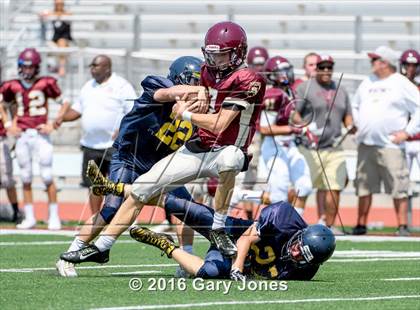 Thumbnail 2 in Whitney vs Oak Ridge scrimmage photogallery.