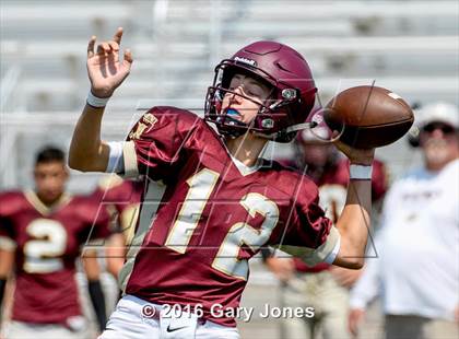 Thumbnail 3 in Whitney vs Oak Ridge scrimmage photogallery.