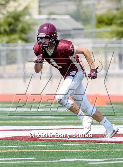 Thumbnail 2 in Whitney vs Oak Ridge scrimmage photogallery.