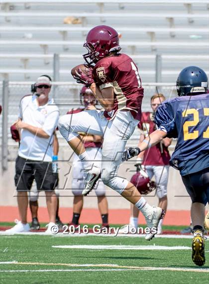 Thumbnail 1 in Whitney vs Oak Ridge scrimmage photogallery.