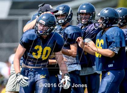 Thumbnail 2 in Whitney vs Oak Ridge scrimmage photogallery.