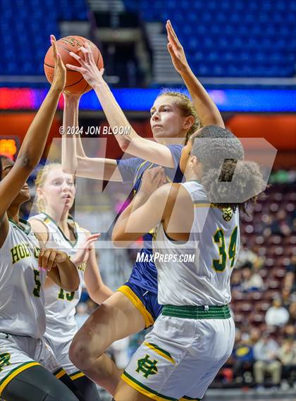 Thumbnail 3 in Holy Cross vs. Simsbury (CIAC L Final) photogallery.
