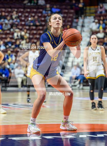 Thumbnail 3 in Holy Cross vs. Simsbury (CIAC L Final) photogallery.