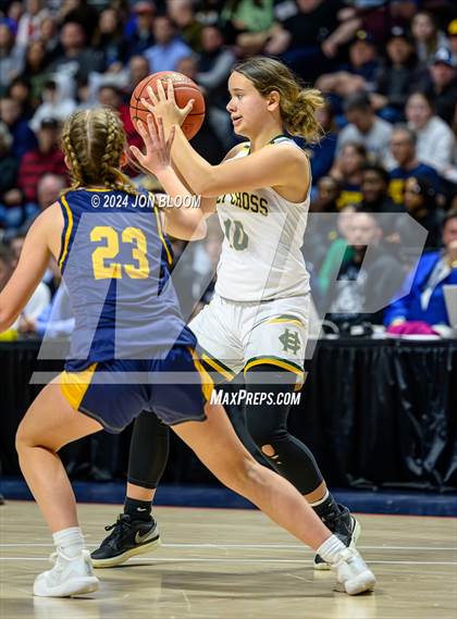 Thumbnail 2 in Holy Cross vs. Simsbury (CIAC L Final) photogallery.