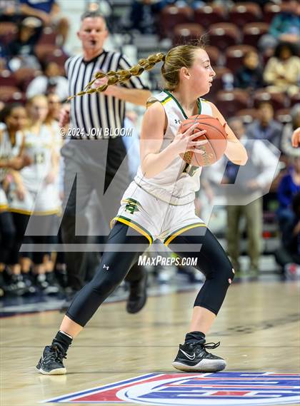 Thumbnail 2 in Holy Cross vs. Simsbury (CIAC L Final) photogallery.