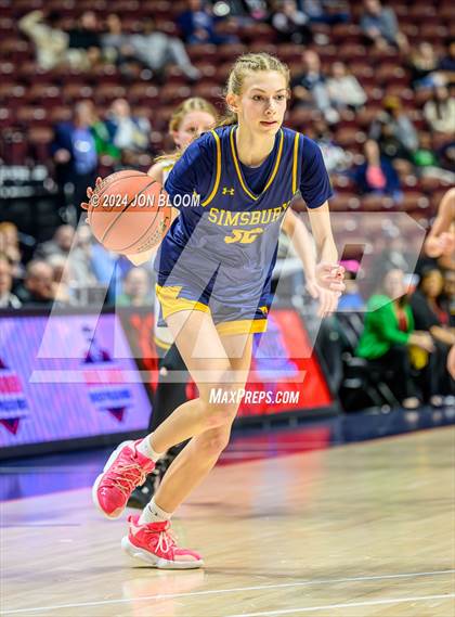 Thumbnail 3 in Holy Cross vs. Simsbury (CIAC L Final) photogallery.