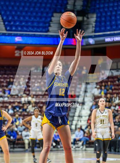 Thumbnail 1 in Holy Cross vs. Simsbury (CIAC L Final) photogallery.