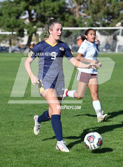 Thumbnail 2 in Boulder City vs. Pahrump Valley (Class 3A Southern Region FINAL) photogallery.