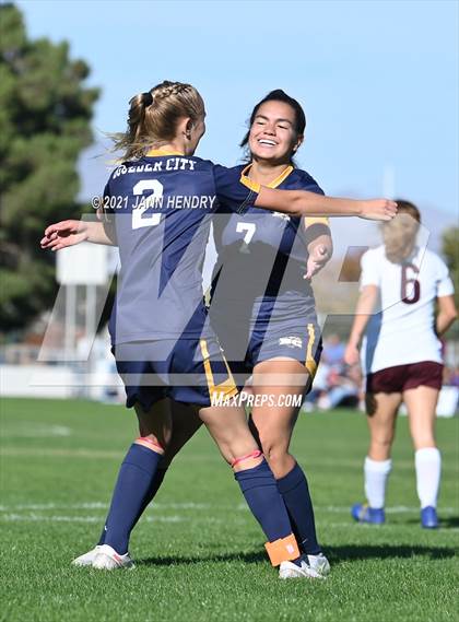 Thumbnail 2 in Boulder City vs. Pahrump Valley (Class 3A Southern Region FINAL) photogallery.