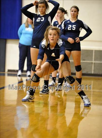 Thumbnail 2 in Thurston @ Marist photogallery.
