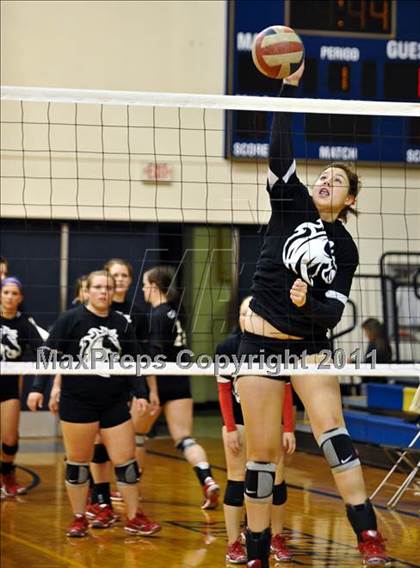 Thumbnail 1 in Thurston @ Marist photogallery.