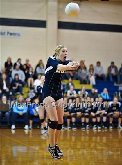 Thumbnail 1 in Thurston @ Marist photogallery.