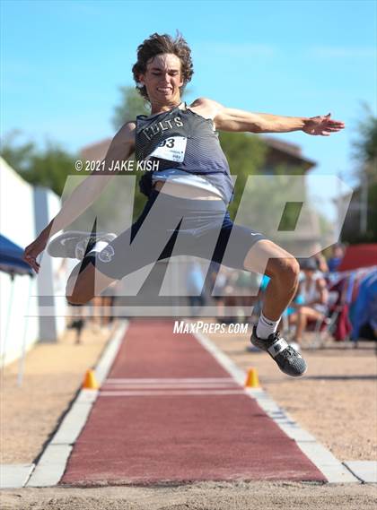 Thumbnail 2 in  AIA D2 State Track & Field Preliminary Championships  photogallery.