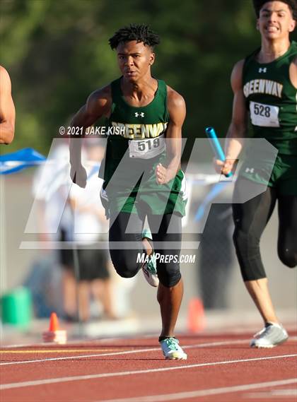 Thumbnail 2 in  AIA D2 State Track & Field Preliminary Championships  photogallery.