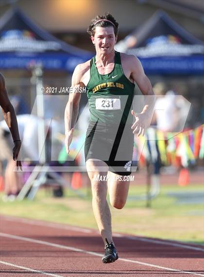 Thumbnail 2 in  AIA D2 State Track & Field Preliminary Championships  photogallery.