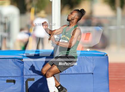 Thumbnail 1 in  AIA D2 State Track & Field Preliminary Championships  photogallery.
