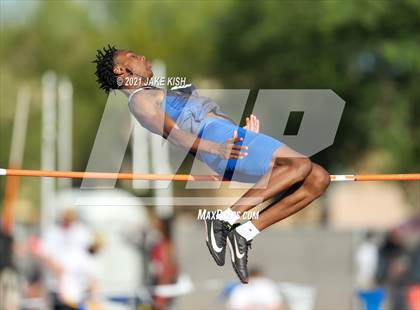 Thumbnail 1 in  AIA D2 State Track & Field Preliminary Championships  photogallery.
