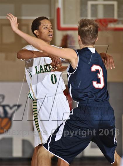 Thumbnail 1 in Brentwood School vs. Lakeside (MaxPreps Holiday Classic) photogallery.