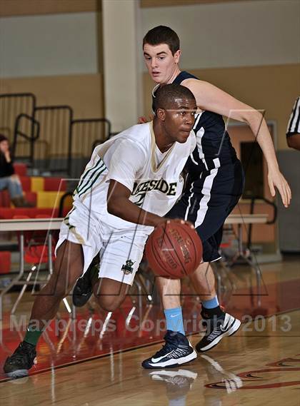 Thumbnail 2 in Brentwood School vs. Lakeside (MaxPreps Holiday Classic) photogallery.