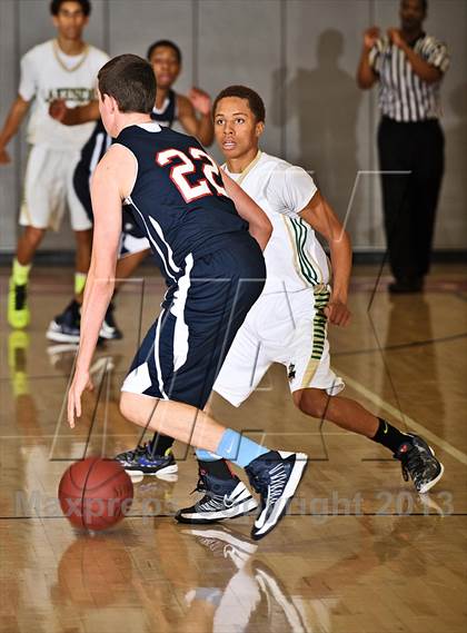 Thumbnail 3 in Brentwood School vs. Lakeside (MaxPreps Holiday Classic) photogallery.