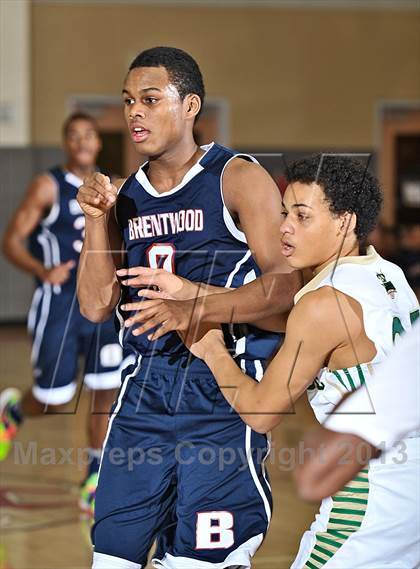 Thumbnail 3 in Brentwood School vs. Lakeside (MaxPreps Holiday Classic) photogallery.
