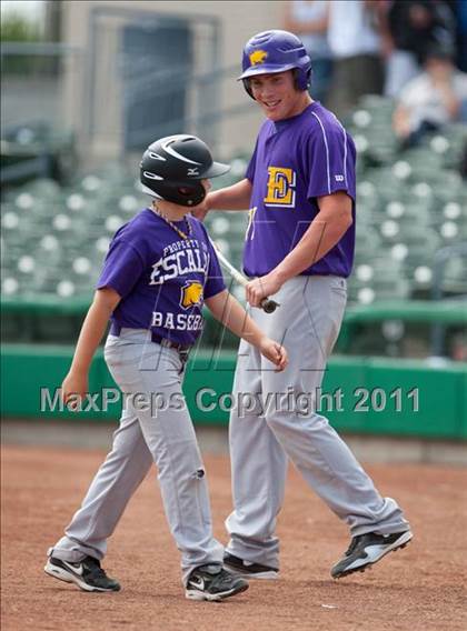 Thumbnail 2 in Linden vs. Escalon (Banner Island Classic) photogallery.
