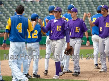 Thumbnail 2 in Linden vs. Escalon (Banner Island Classic) photogallery.
