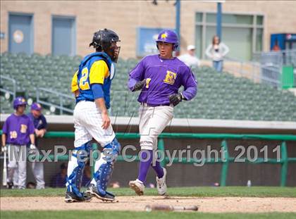 Thumbnail 1 in Linden vs. Escalon (Banner Island Classic) photogallery.