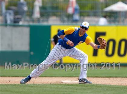 Thumbnail 1 in Linden vs. Escalon (Banner Island Classic) photogallery.