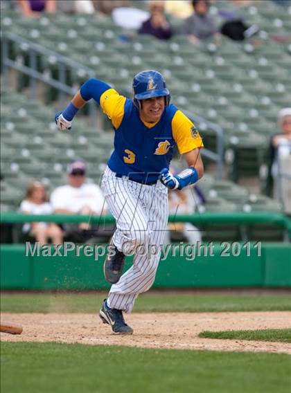 Thumbnail 3 in Linden vs. Escalon (Banner Island Classic) photogallery.