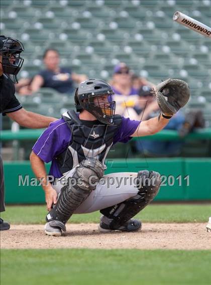 Thumbnail 1 in Linden vs. Escalon (Banner Island Classic) photogallery.